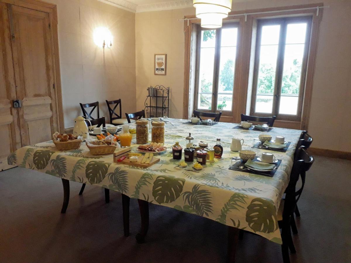 مبيت وإفطار Courmangoux La Tourelle De Chevignat المظهر الخارجي الصورة